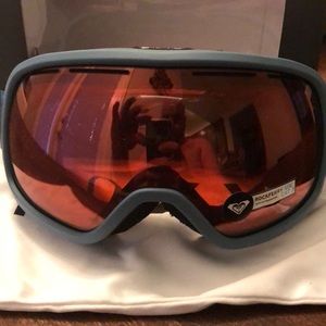 Snowboarding goggles